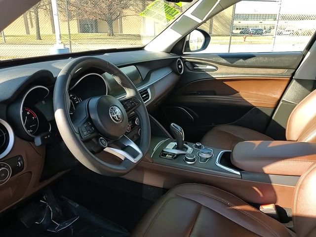 Used 2020 Alfa Romeo Stelvio Ti image 11
