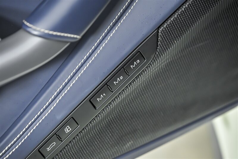 Used 2021 Ferrari F8 Tributo RWD image 21