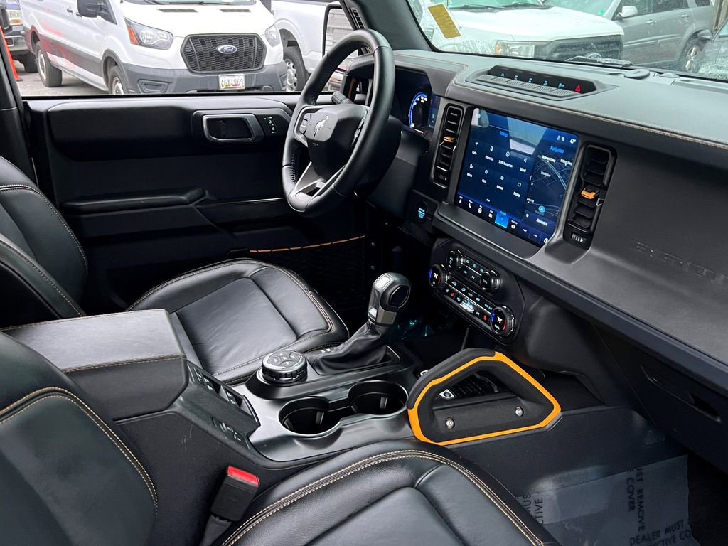 Used 2024 Ford Bronco Badlands image 14