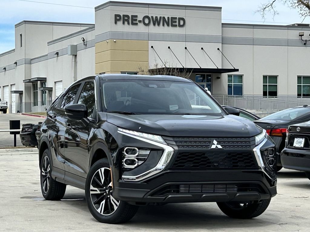 Used 2026 Mitsubishi Eclipse Cross SE image 2