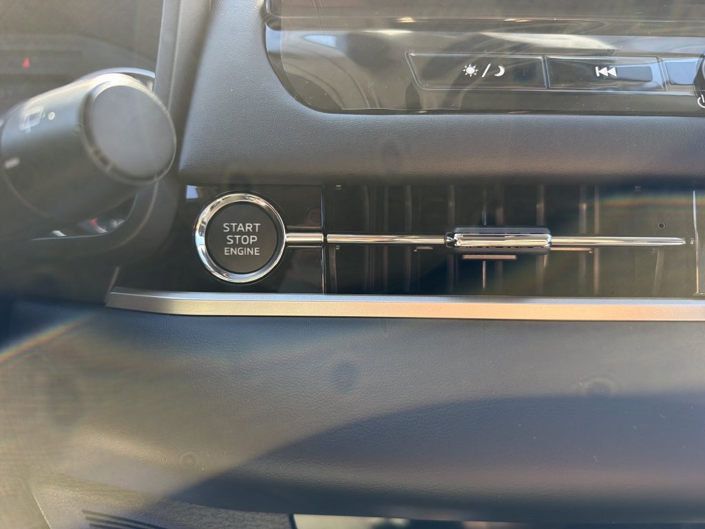 New 2026 Mitsubishi Outlander ES AWD/4WD image 16