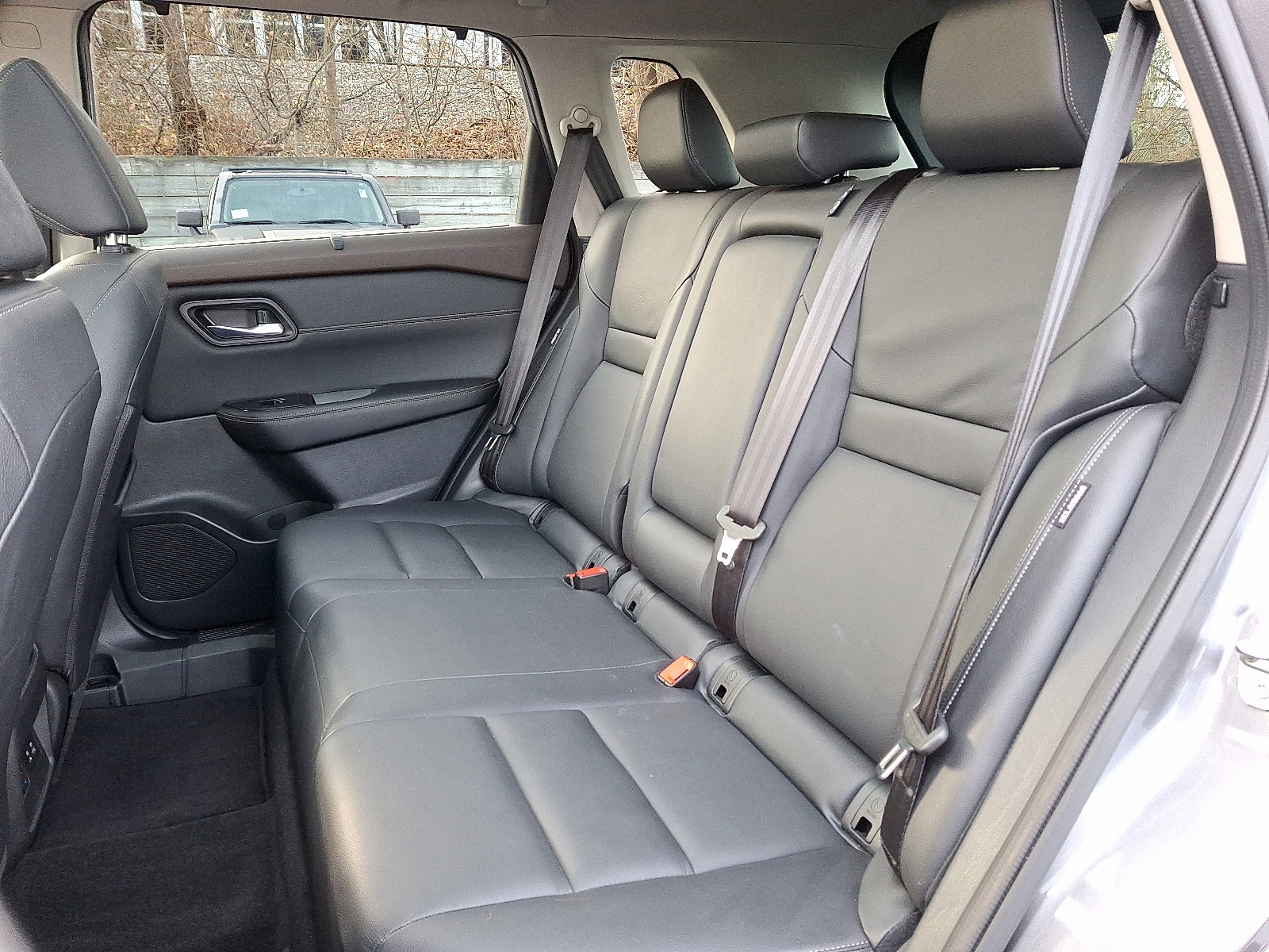 Used 2023 Nissan Rogue SL w/ SL Premium Package image 8