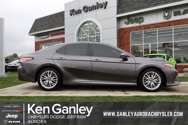 Used 2018 Toyota Camry XLE image 1