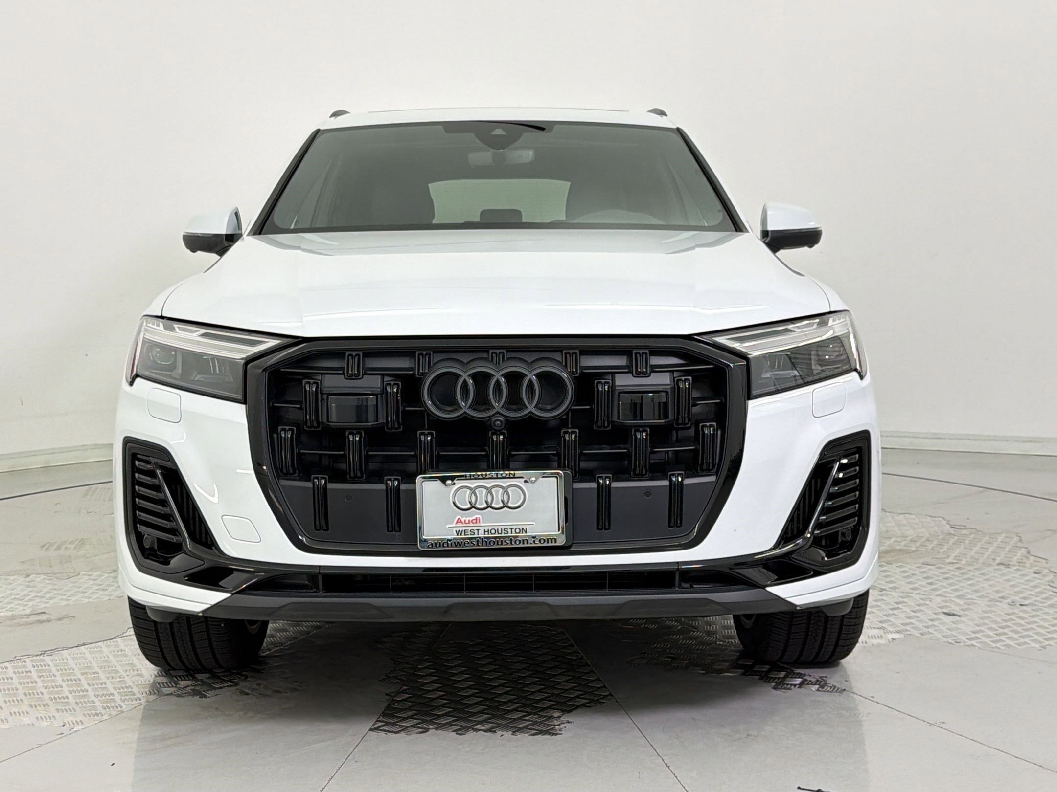 Used 2025 Audi Q7 3.0T Premium Plus AWD/4WD image 6