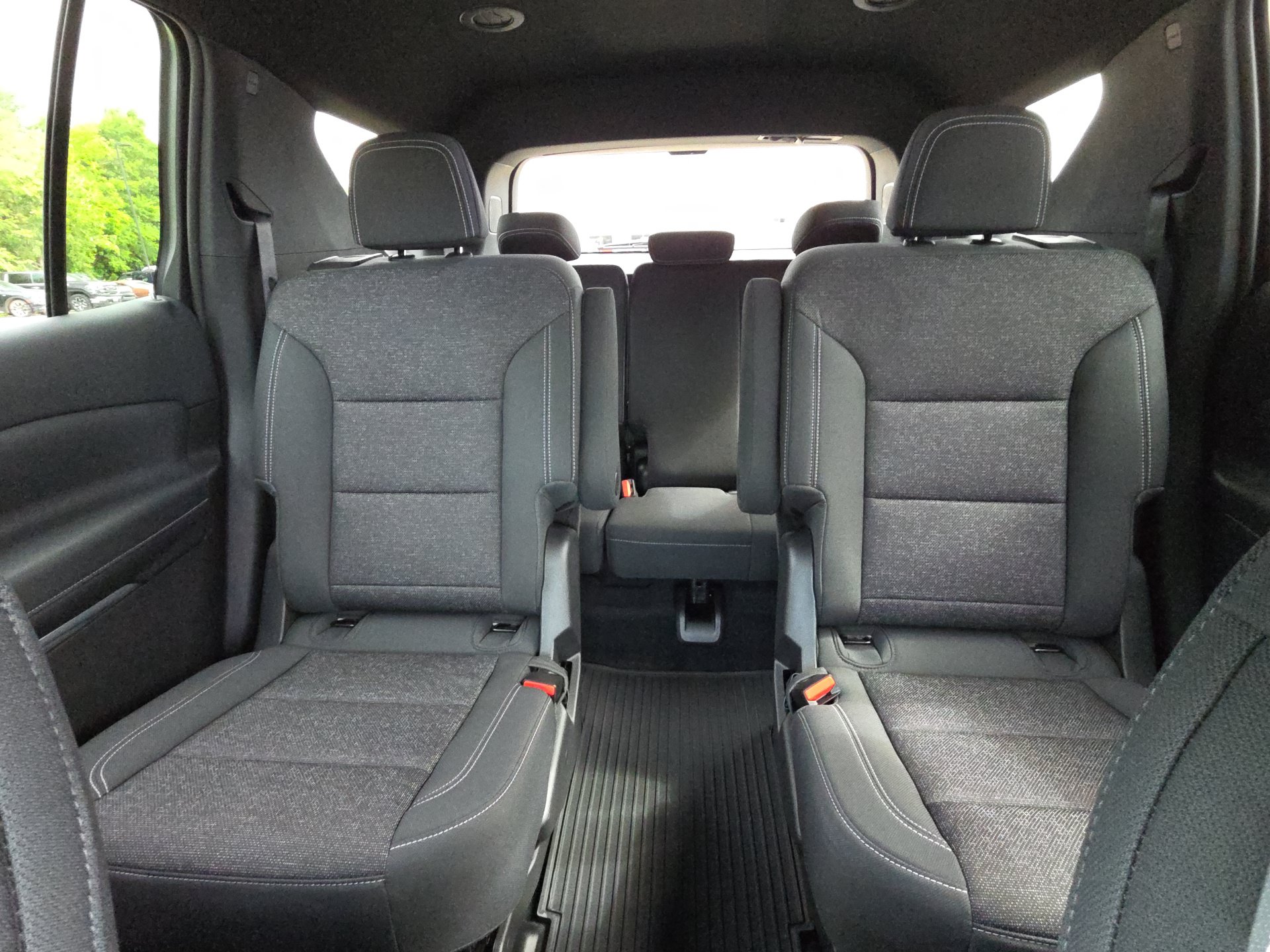 New 2026 Chevrolet Traverse LT w/ Enhanced Driving Package FWD image 25