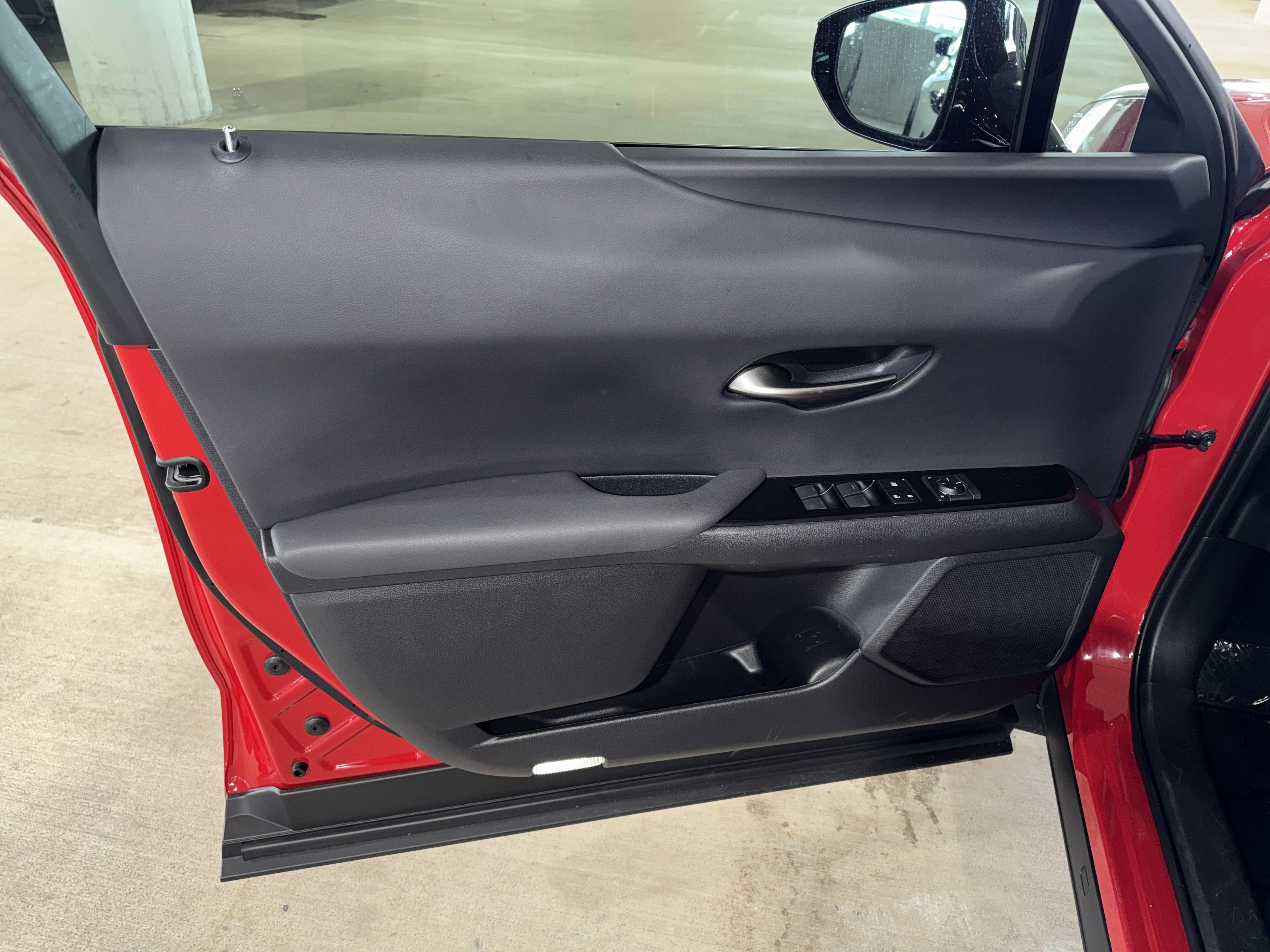 Used 2024 Lexus UX 250h FWD image 14