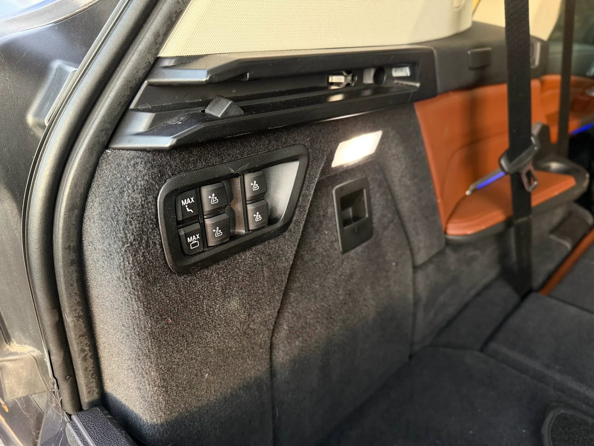 Used 2019 BMW X7 xDrive40i w/ Premium Package image 23