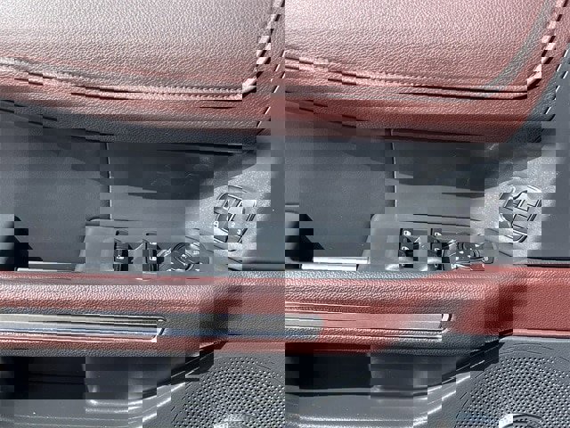 Used 2023 Ford Expedition Max Limited image 28