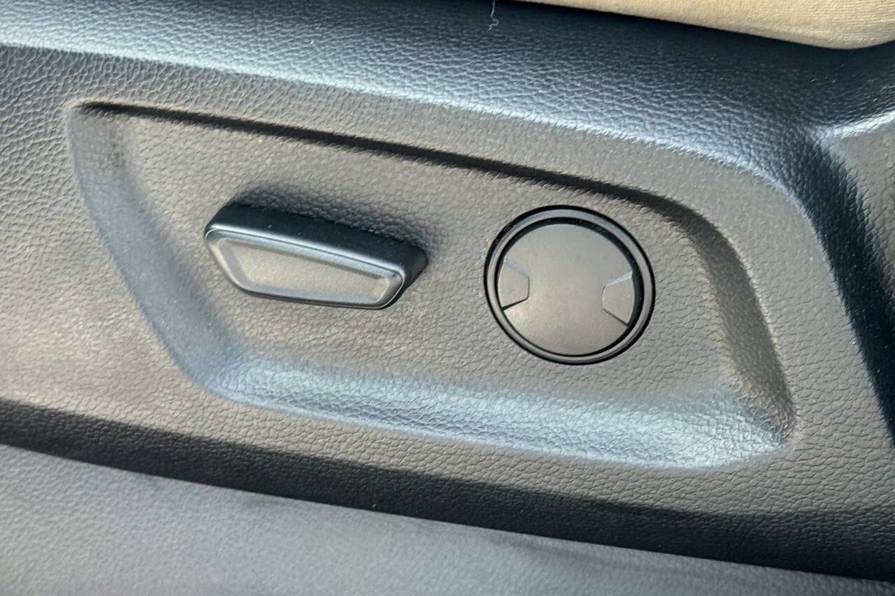Used 2019 Ford Ranger Lariat w/ Equipment Group 501A Mid image 26