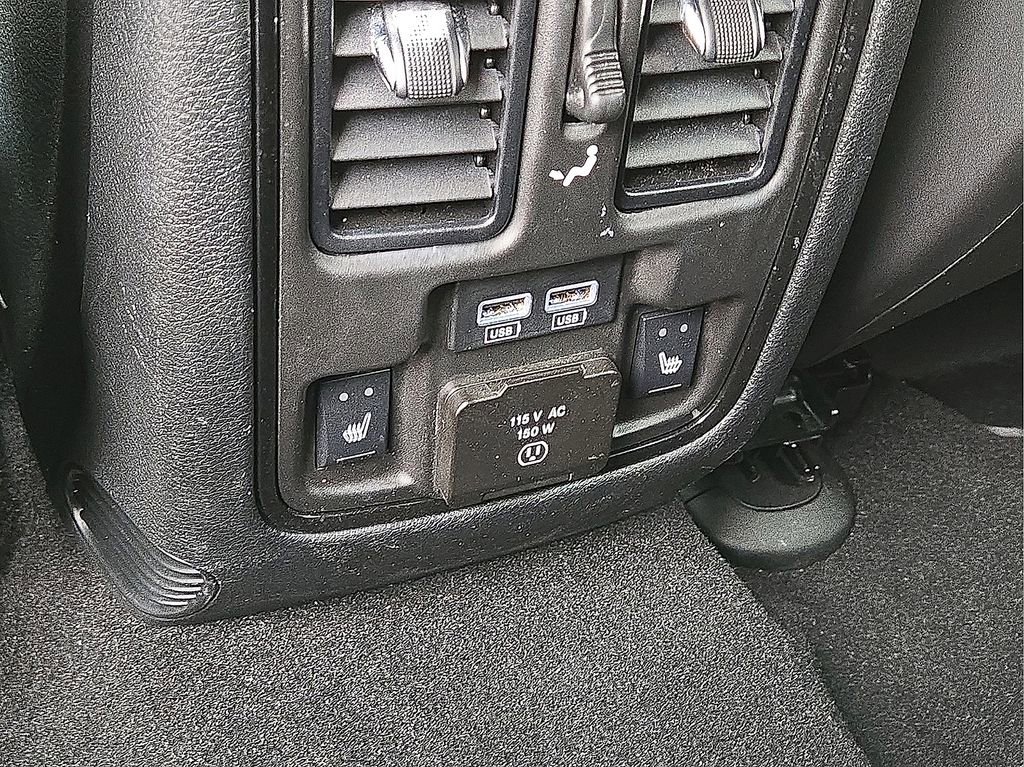 Used 2024 Dodge Durango GT image 18