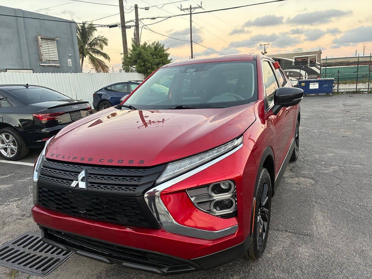 Used 2023 Mitsubishi Eclipse Cross LE AWD/4WD image 2