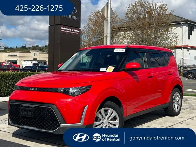 Used 2023 Kia Soul LX FWD image 1