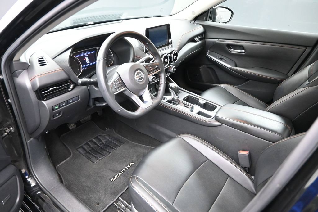 Used 2022 Nissan Sentra SR w/ SR Premium Package FWD image 22