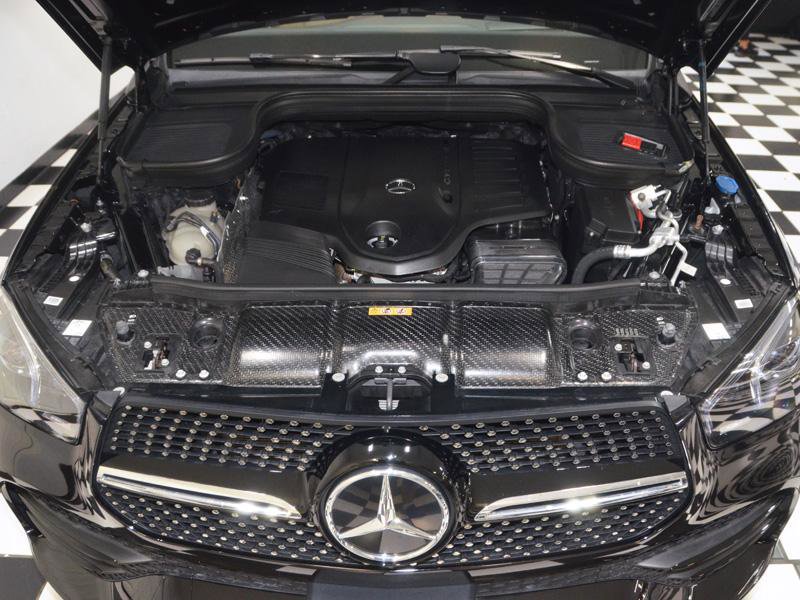 Used 2020 Mercedes-Benz GLE 450 4MATIC w/ AMG Line Exterior image 11