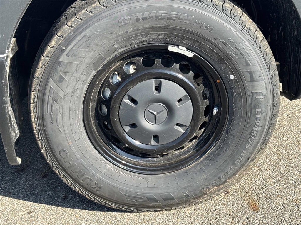 New 2025 Mercedes-Benz Sprinter 2500 image 8