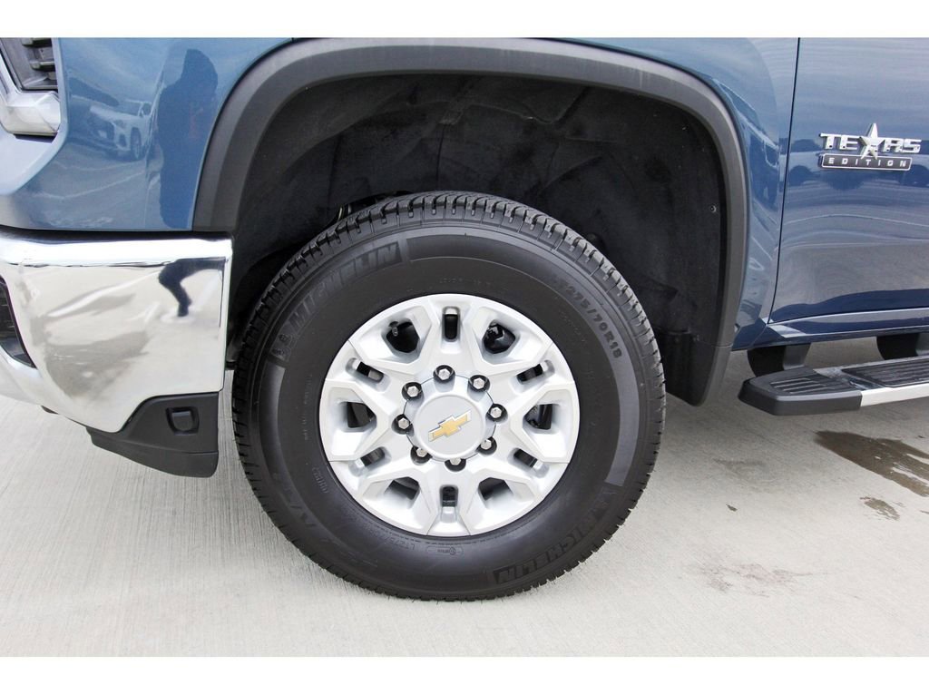 Used 2024 Chevrolet Silverado 2500 LTZ w/ LTZ Texas Edition image 28