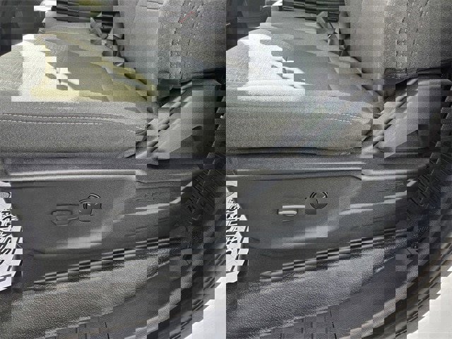 Certified 2024 Ford F350 XLT w/ FX4 Off-Road Package image 18