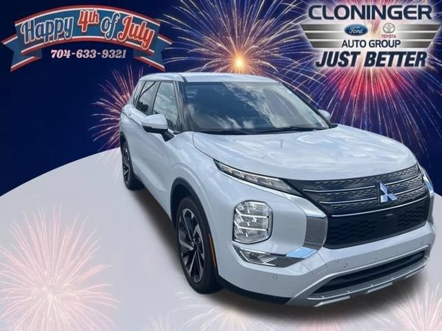 Used 2024 Mitsubishi Outlander SE Black Edition