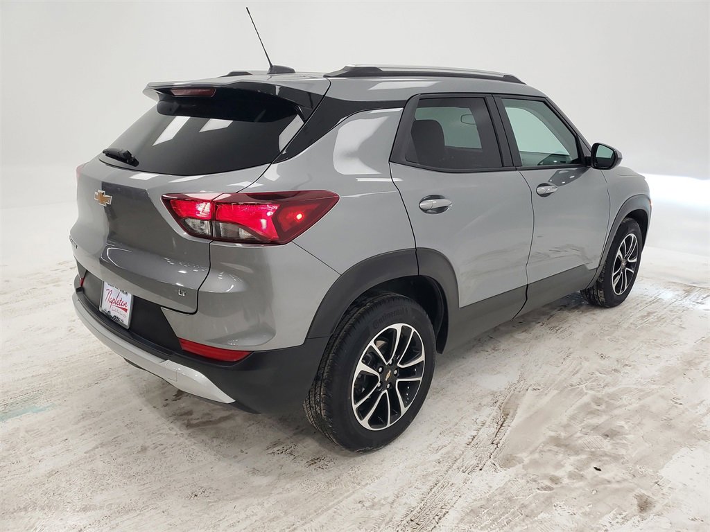 Used 2025 Chevrolet TrailBlazer LT image 6