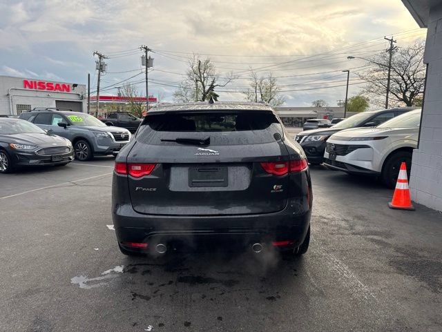 Used 2019 Jaguar F-PACE S AWD/4WD image 3