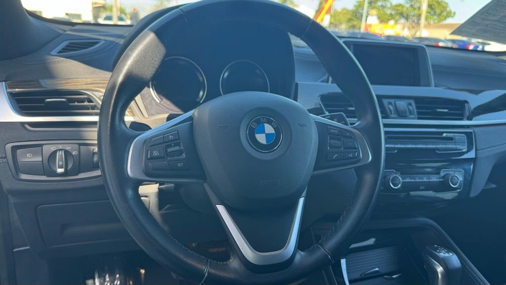 Used 2018 BMW X2 sDrive28i w/ Convenience Package FWD image 11
