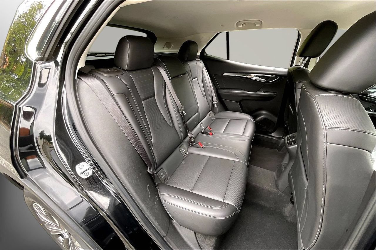 Used 2024 Buick Envision Preferred AWD/4WD image 24