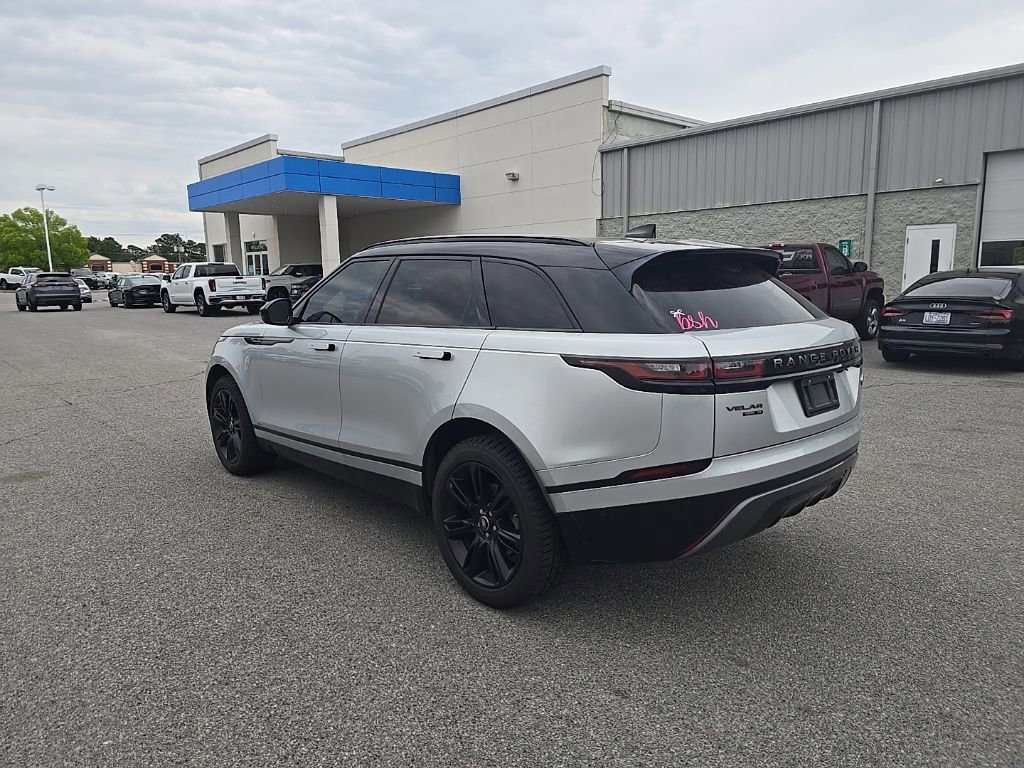 Used 2019 Land Rover Range Rover Velar R-Dynamic SE AWD/4WD image 3