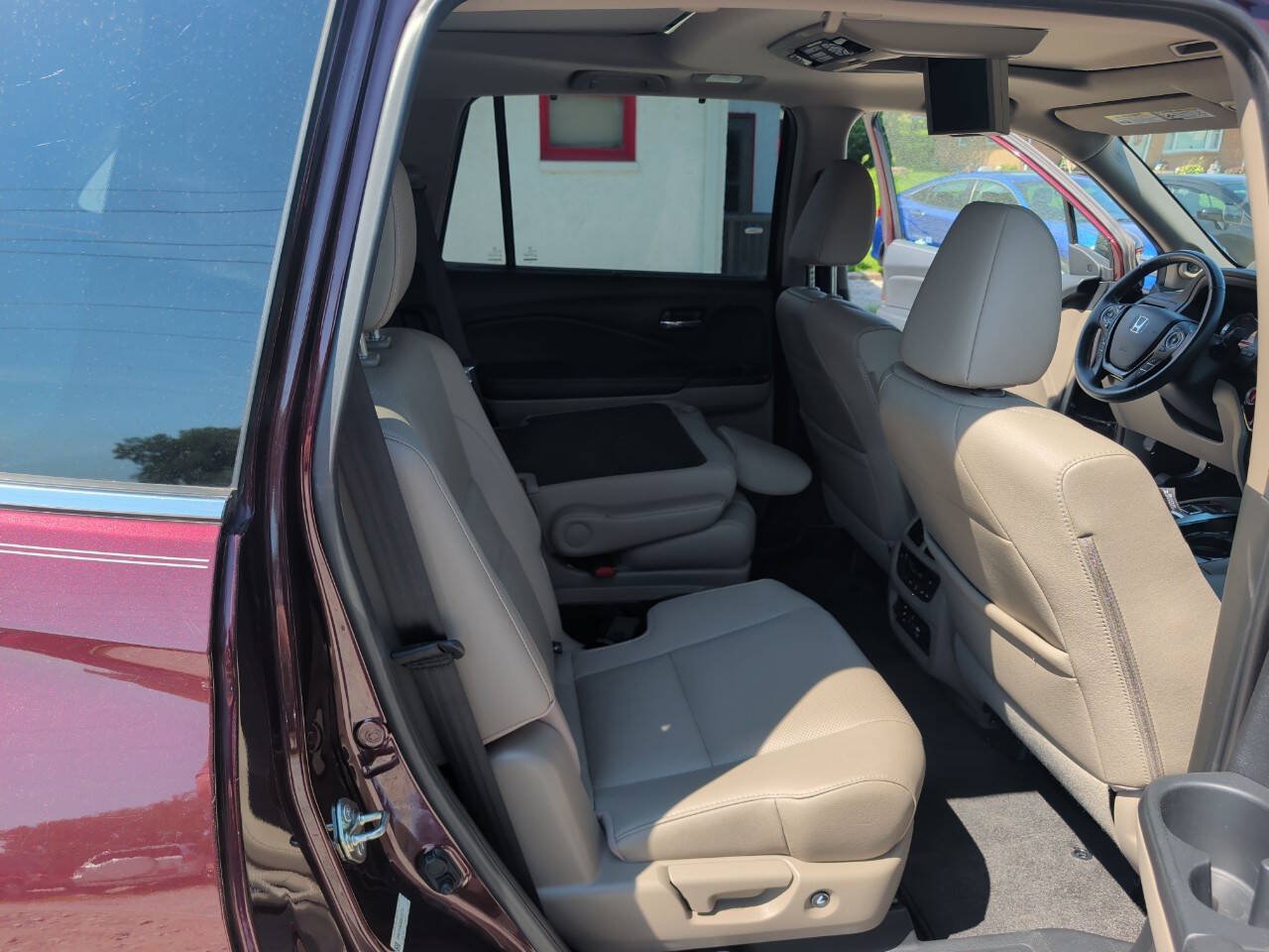 Used 2016 Honda Pilot Elite image 42