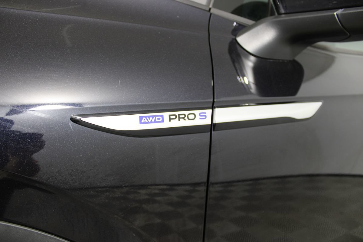 Used 2023 Volkswagen ID.4 Pro S AWD/4WD image 37