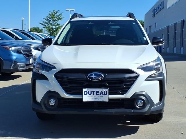 Used 2025 Subaru Outback Premium w/ Popular Package #1A AWD/4WD image 2
