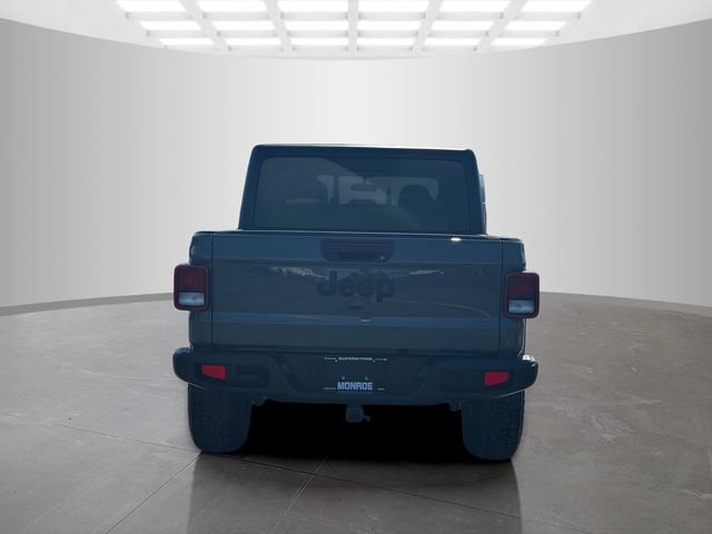 Certified 2022 Jeep Gladiator Sport AWD/4WD image 6