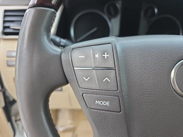 Used 2014 Lexus LX 570 4WD image 19