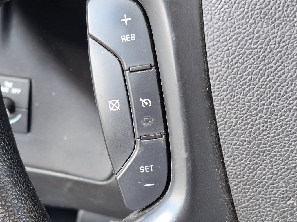 Used 2015 Chevrolet Express 2500 RWD image 12