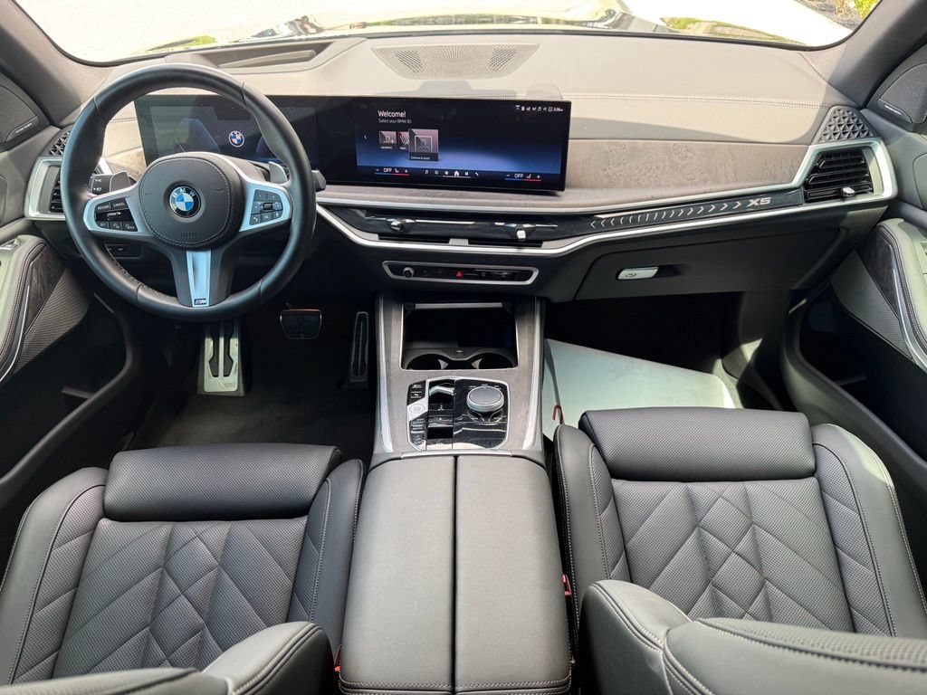 Used 2024 BMW X5 sDrive40i w/ M Sport Package RWD image 7