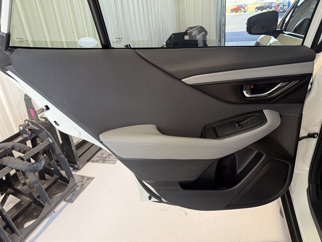 Used 2024 Subaru Outback Premium image 12