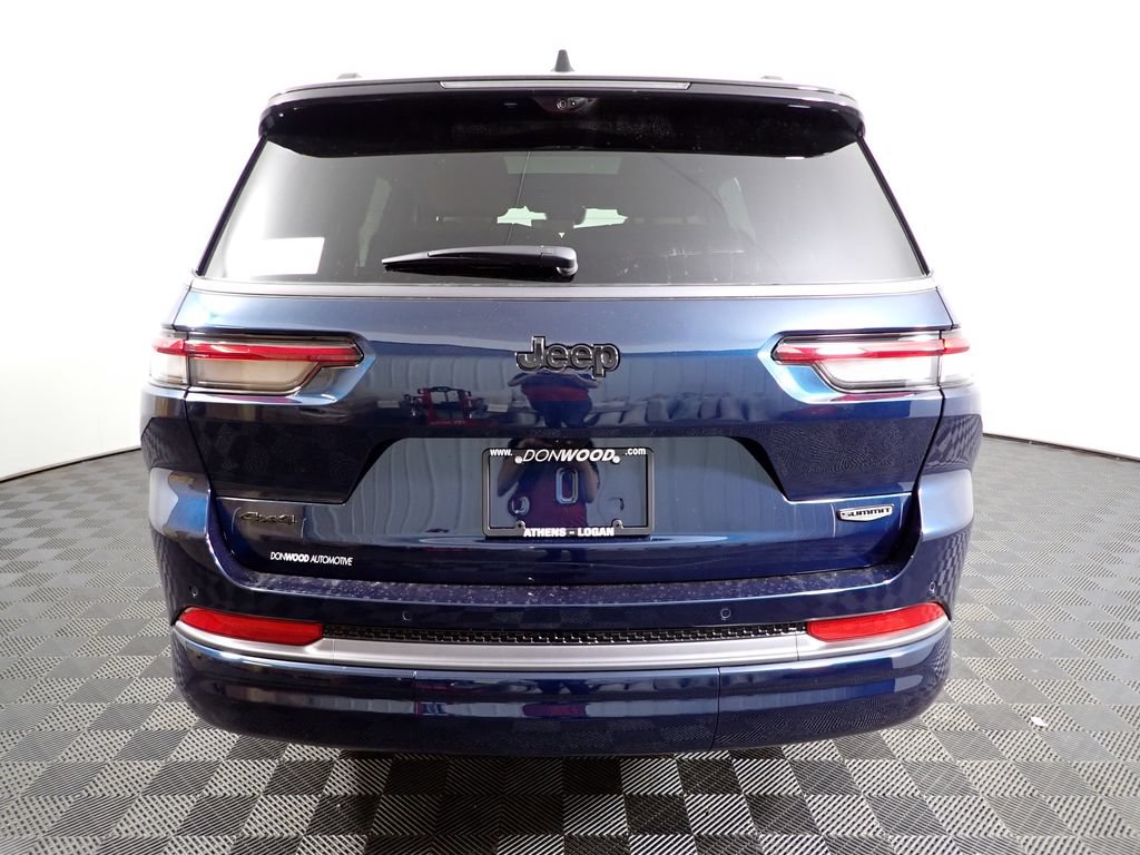 New 2026 Jeep Grand Cherokee L Summit w/ Obsidian Package AWD/4WD image 15