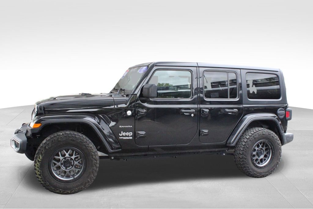 Used 2018 Jeep Wrangler Unlimited Sahara AWD/4WD image 12