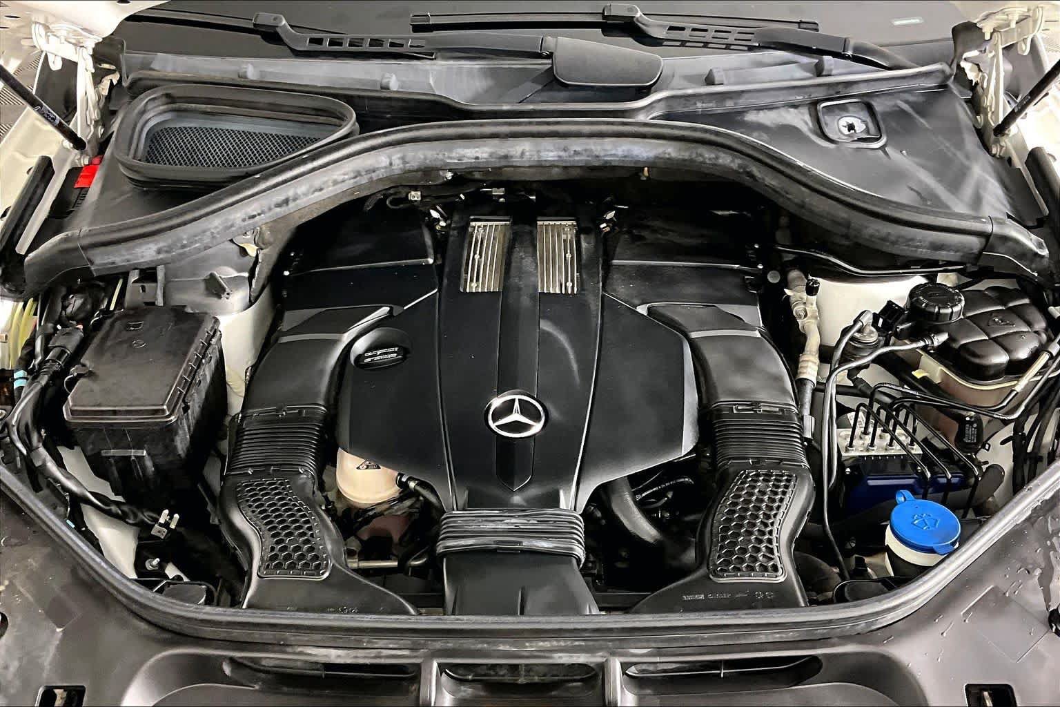 Used 2017 Mercedes-Benz GLS 450 4MATIC image 28