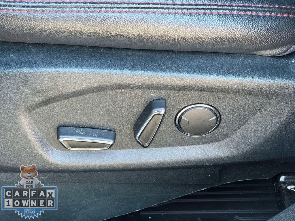 Used 2018 Ford Explorer XLT w/ Equipment Group 202A image 18