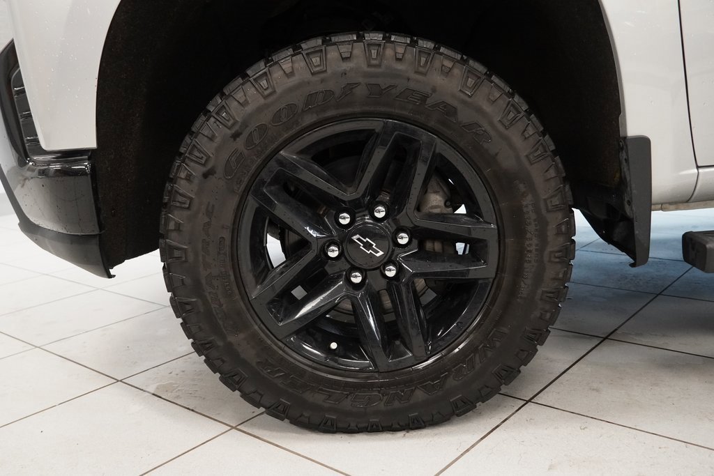 Used 2020 Chevrolet Silverado 1500 LT Trail Boss w/ Bed Protection Package image 16