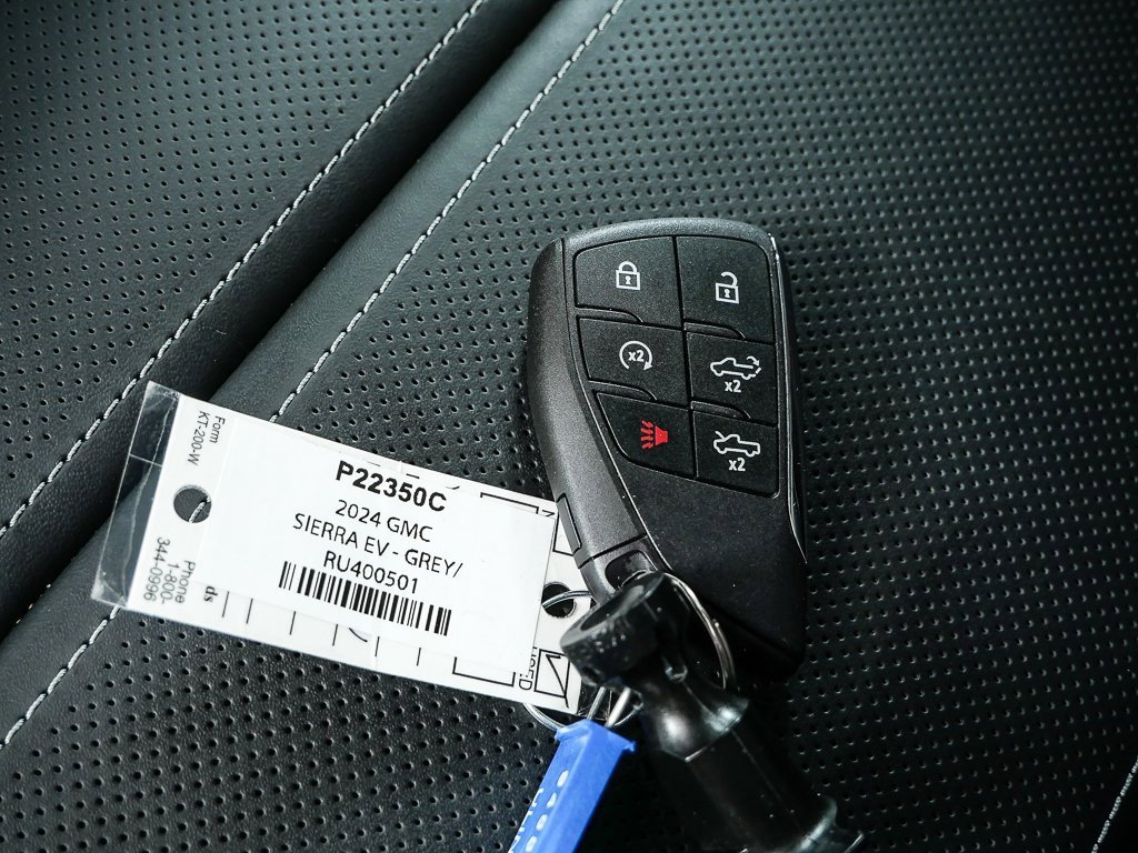 Used 2024 GMC Sierra EV Denali image 34