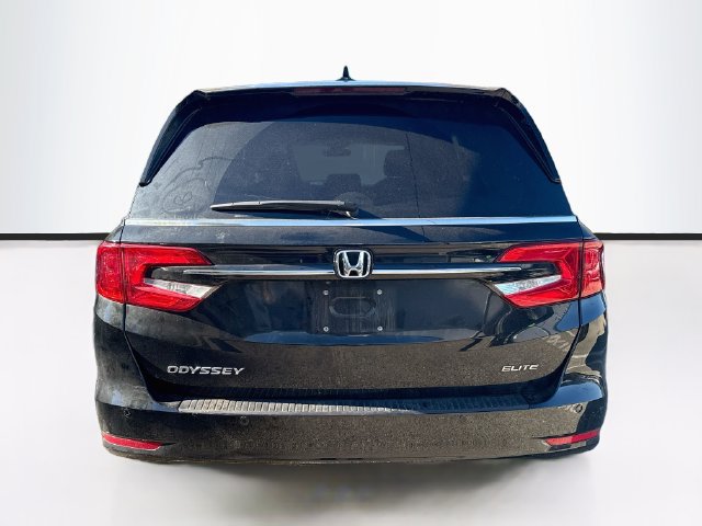 Used 2024 Honda Odyssey Elite image 7