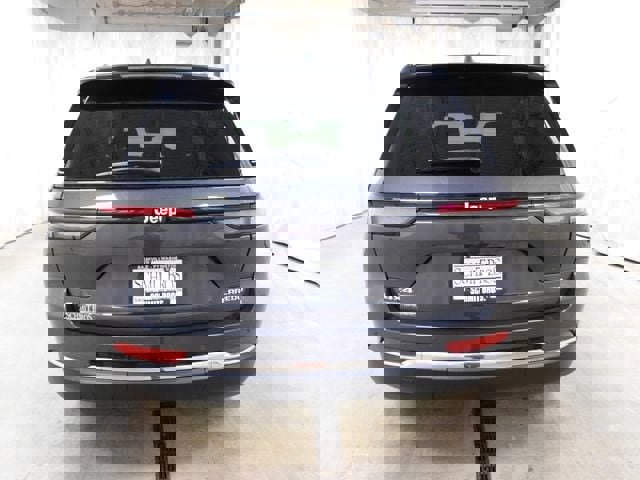 New 2026 Jeep Grand Cherokee Laredo X image 8