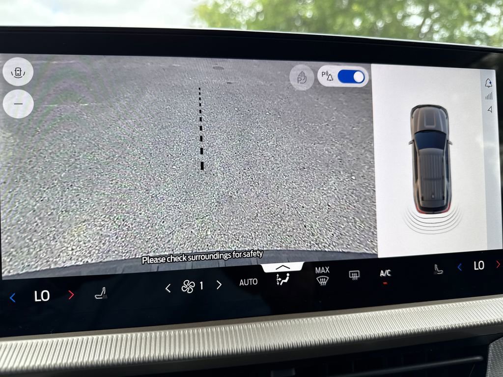 New 2026 Ford Explorer Active image 24