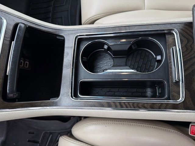 Used 2020 Lincoln Continental AWD w/ Convenience Package image 29