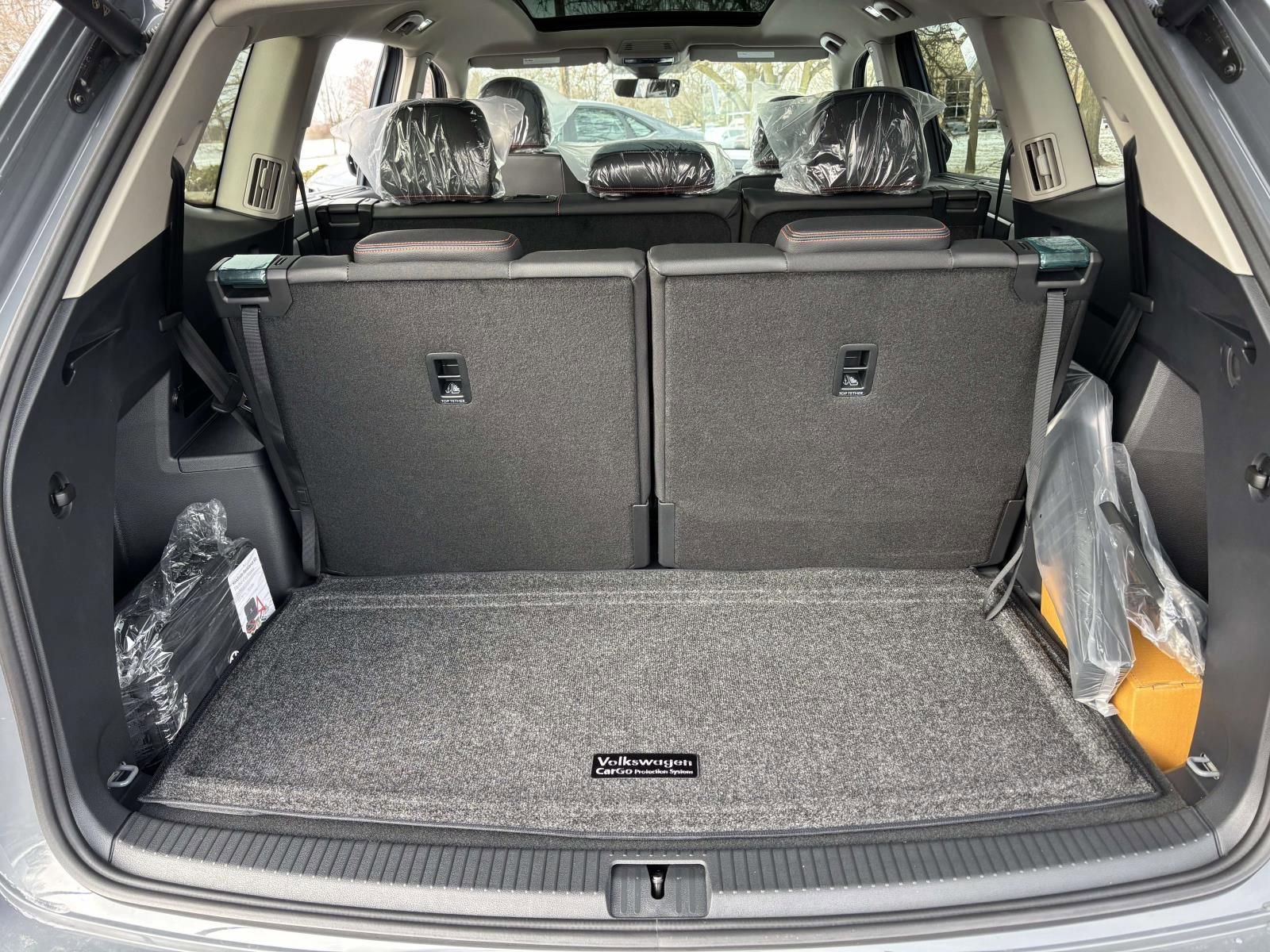 New 2026 Volkswagen Atlas Peak Edition AWD/4WD image 9