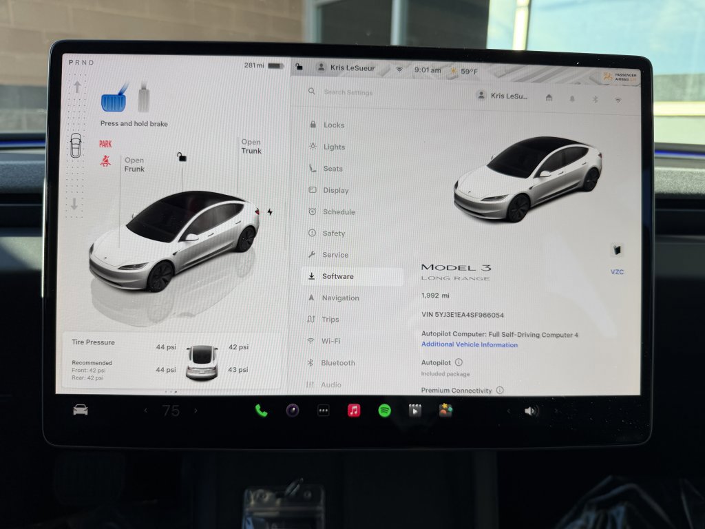 Used 2025 Tesla Model 3 image 23