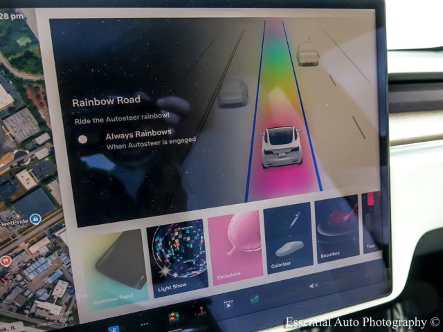 Used 2023 Tesla Model S image 26