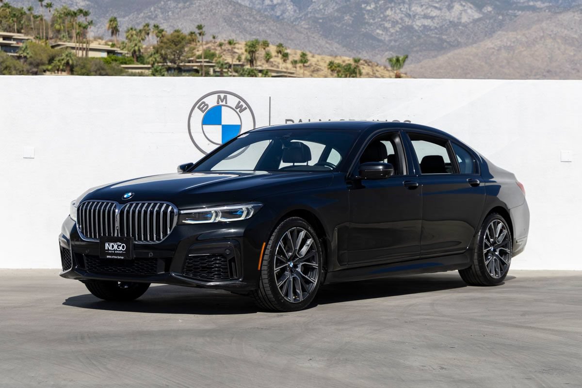 Used 2020 BMW 740i w/ M Sport Package RWD image 1