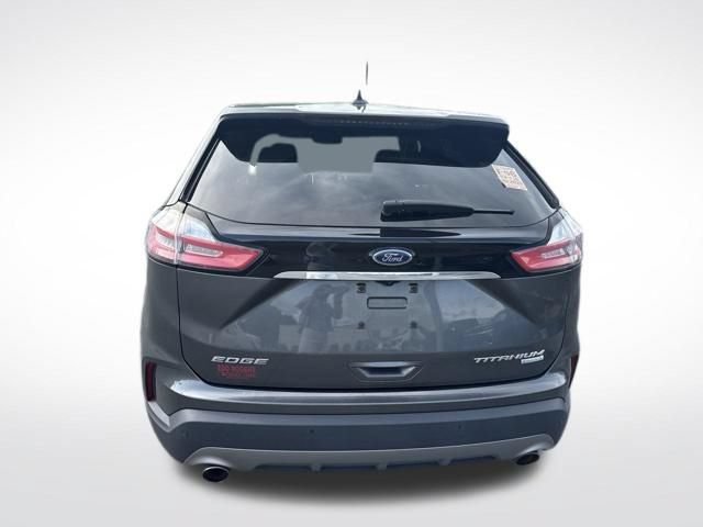 Used 2020 Ford Edge Titanium FWD image 4